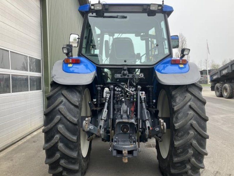 New Holland TM 165