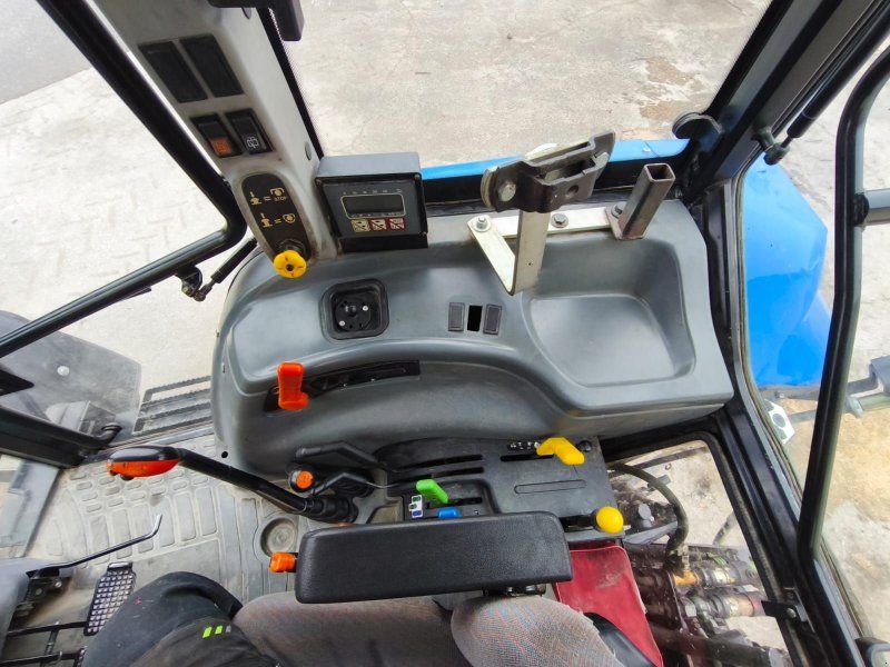 New Holland TL100 (4WD)