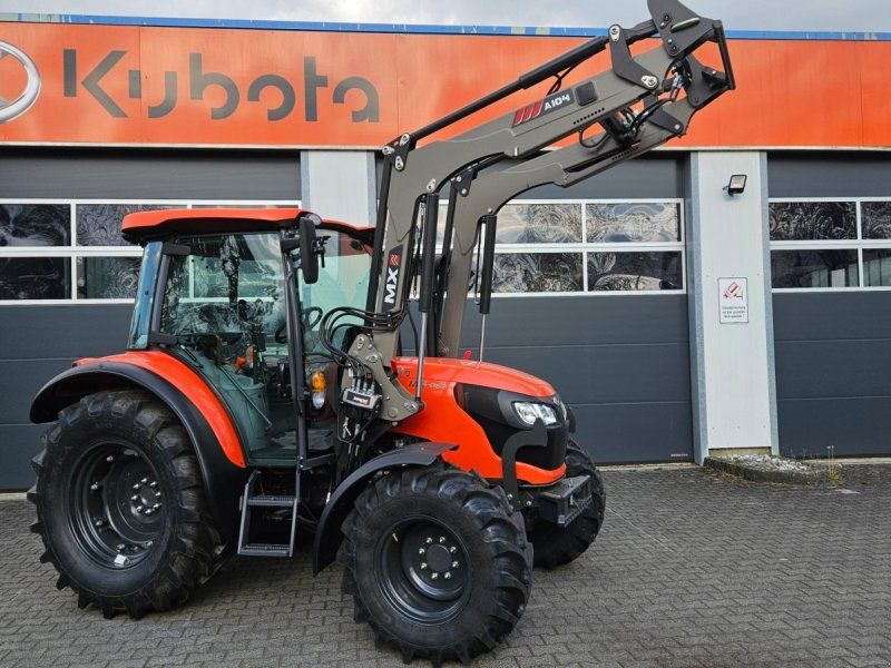 Kubota M4-063 Frontlader