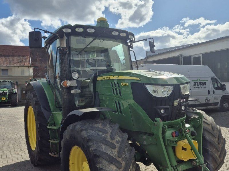 John Deere 6125R