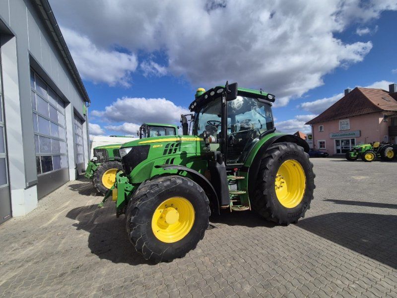 John Deere 6125R