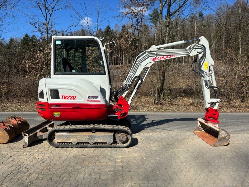 Takeuchi TB 230