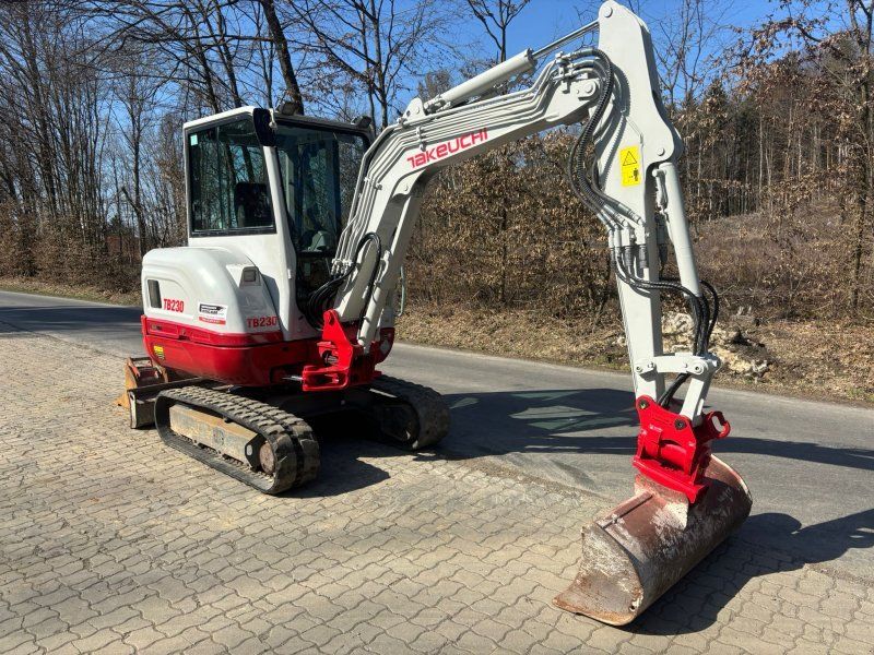 Takeuchi TB 230