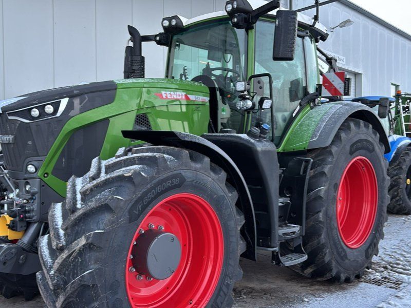 Fendt 942 Vario Gen7 Profi+