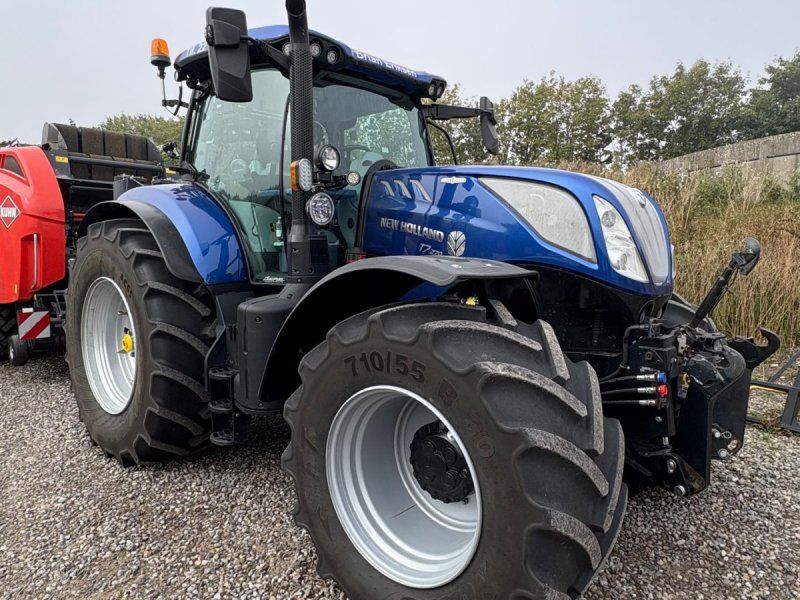 New Holland T7.270 AC BLUEPOWER Med RTK GPS