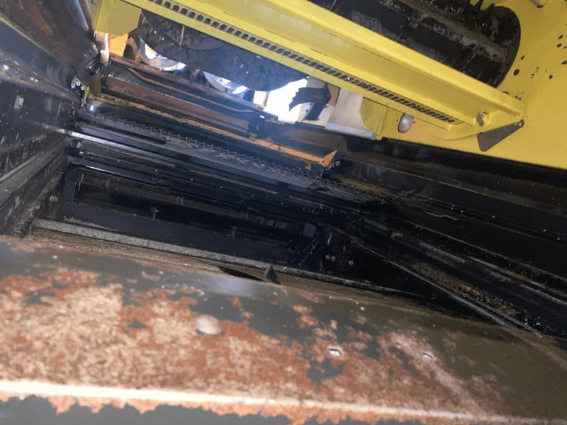 New Holland CR 8.80 SMARTTRAX