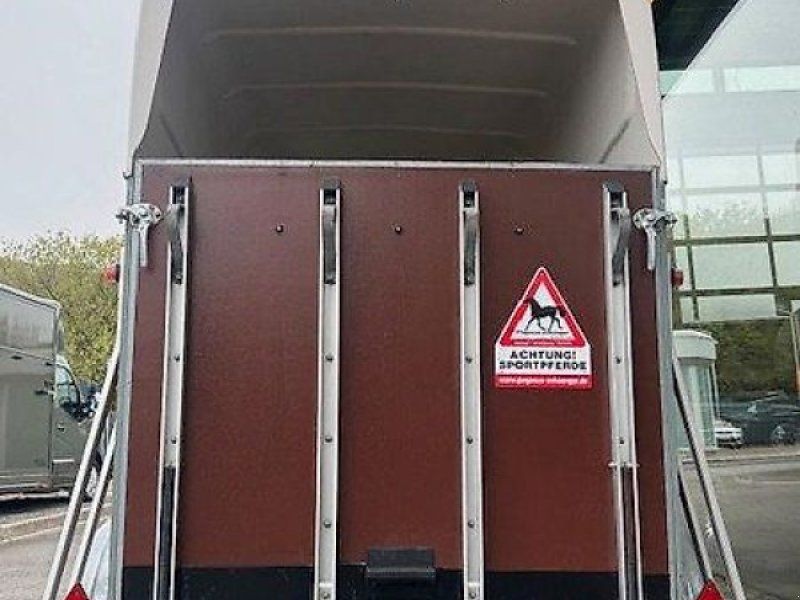 Blomert T2 Pferde Vieh Holz Poly 2t.