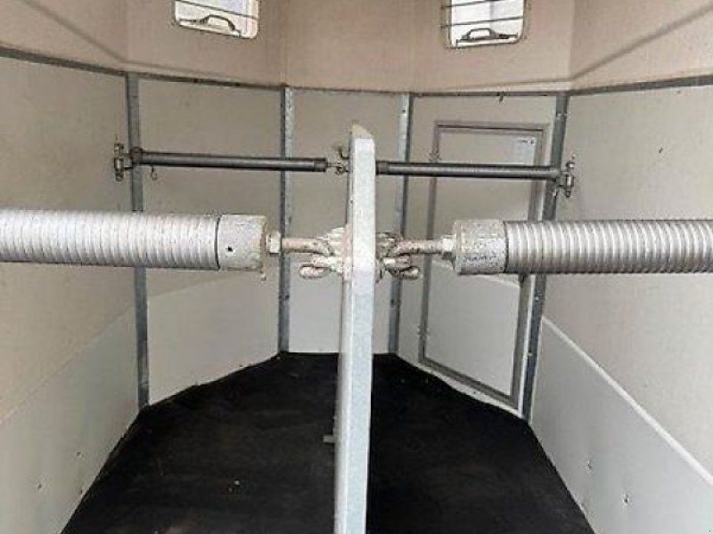 Blomert T2 Pferde Vieh Holz Poly 2t.