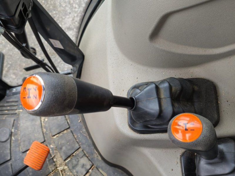 Case IH Farmall 75 A