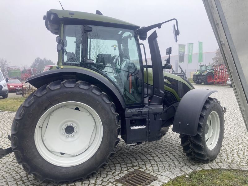 Valtra G125EV