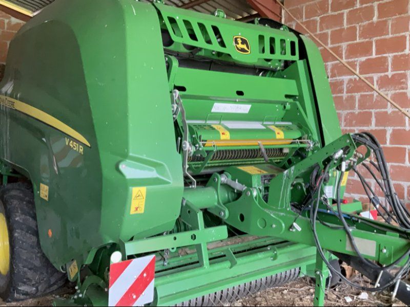 John Deere V451 R