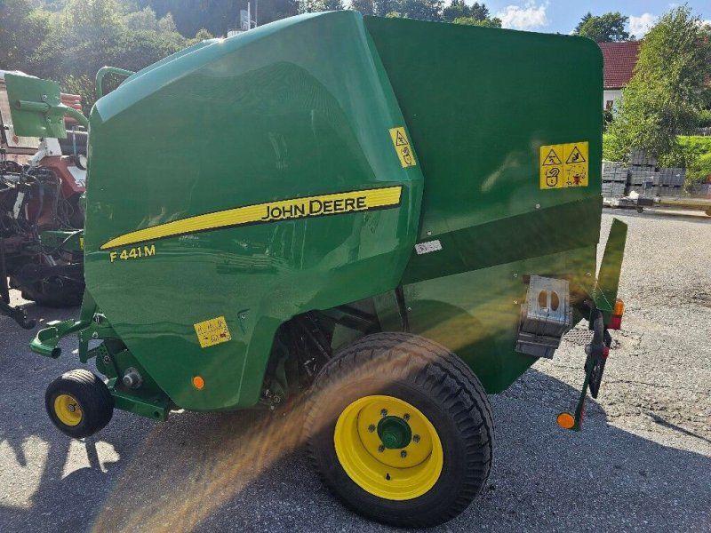 John Deere F 441 M