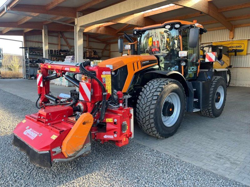 JCB 4220 Fastrac iCON Kommunal