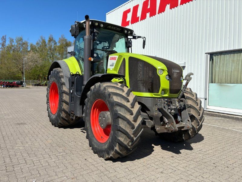 Claas AXION 930