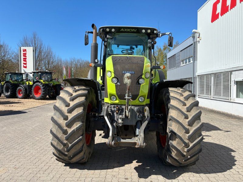 Claas AXION 930