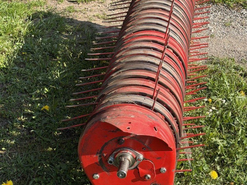 Pöttinger Pick-Up 1800