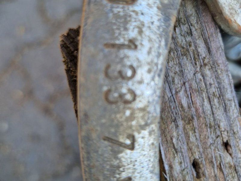 SCHNEEKETTEN   2 Stück