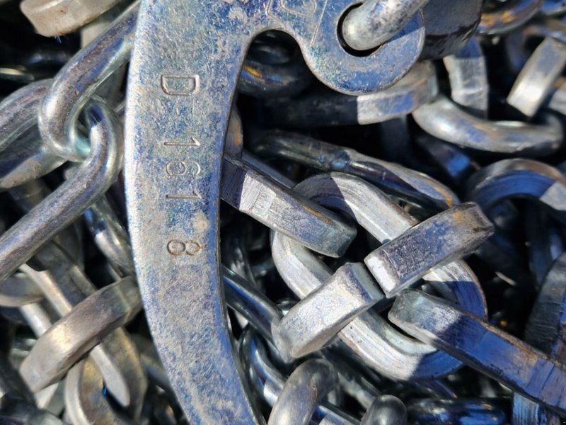 SCHNEEKETTEN   2 Stück