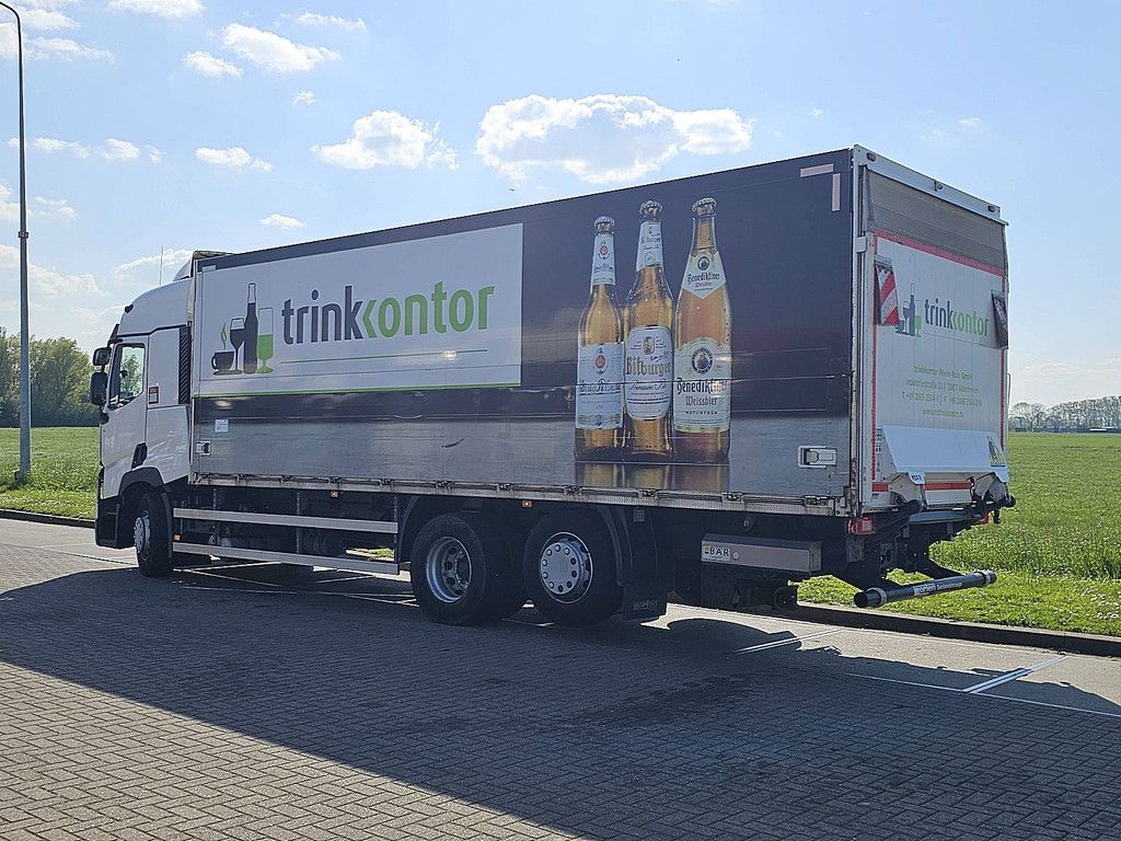 RENAULT T 460 6x2 steeraxle lift