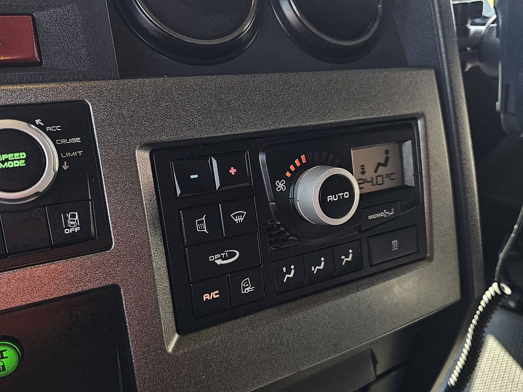 RENAULT T 460 6x2 steeraxle lift