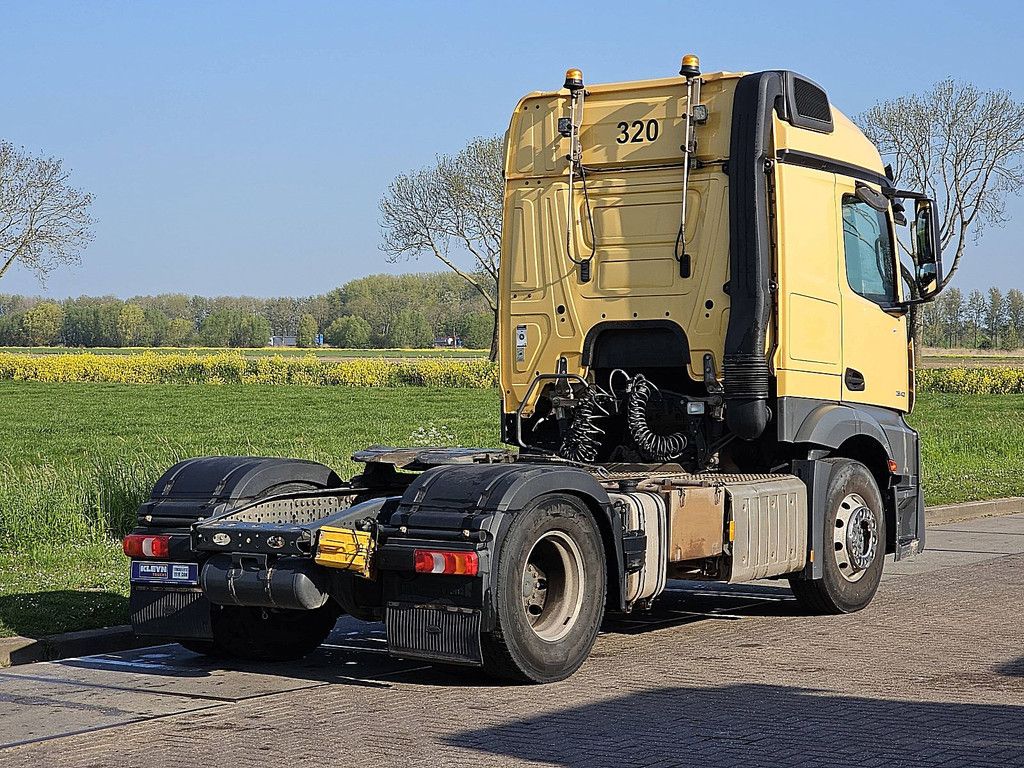MERCEDES-BENZ ACTROS 1843