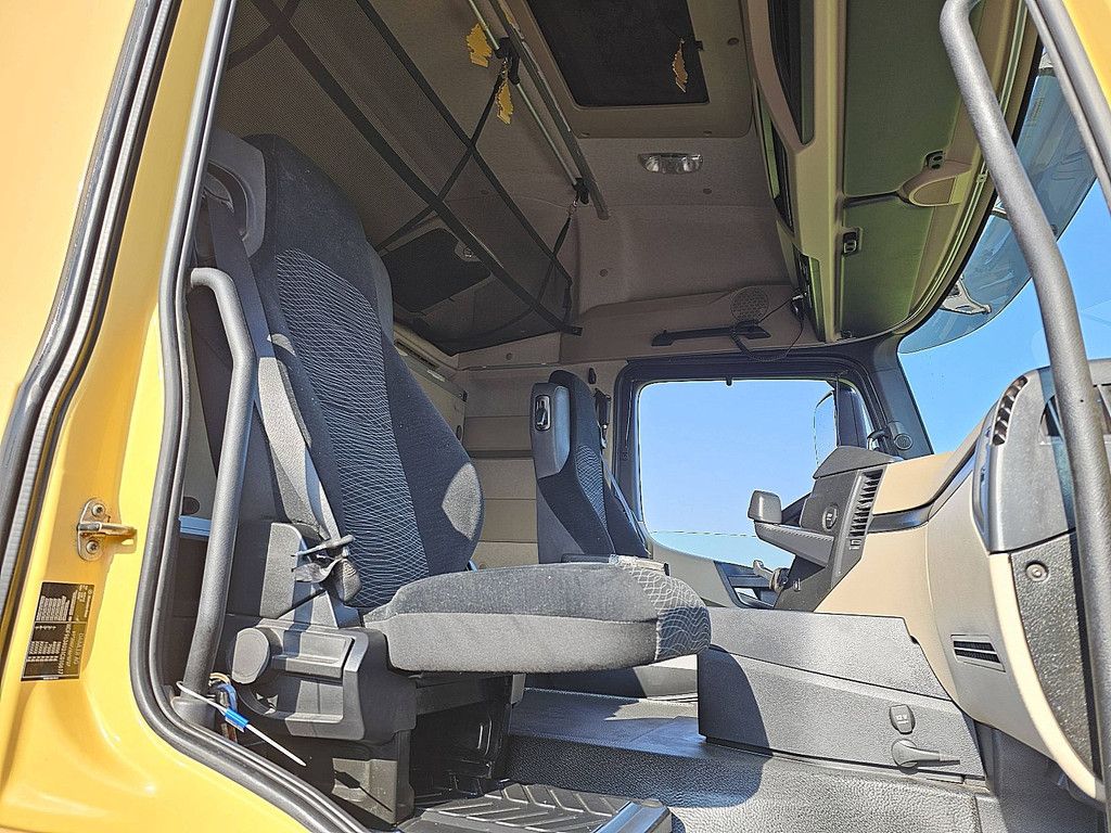 MERCEDES-BENZ ACTROS 1843