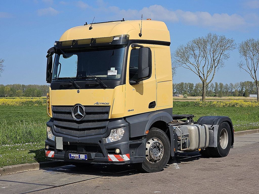 MERCEDES-BENZ ACTROS 1843