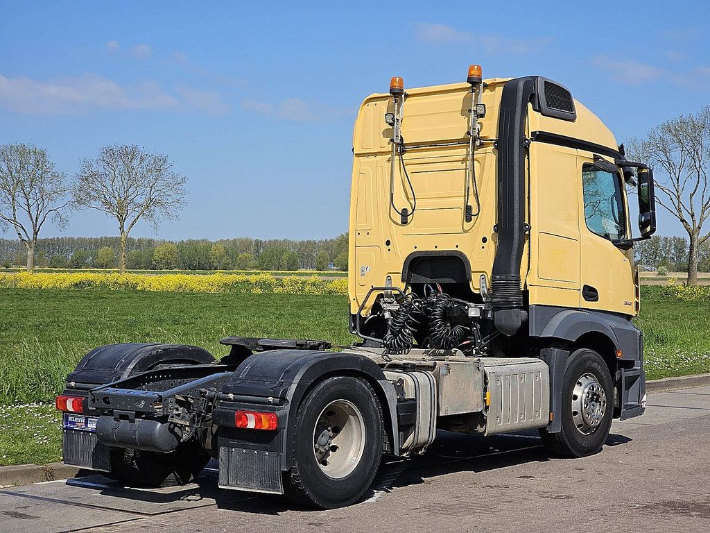 MERCEDES-BENZ ACTROS 1843