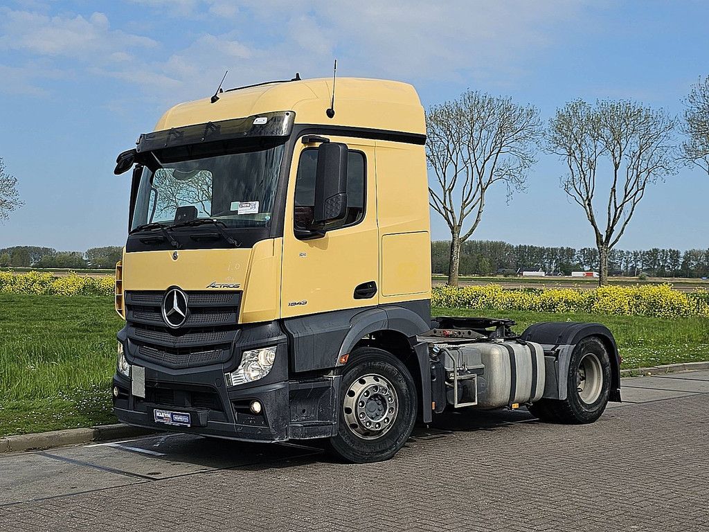 MERCEDES-BENZ ACTROS 1843