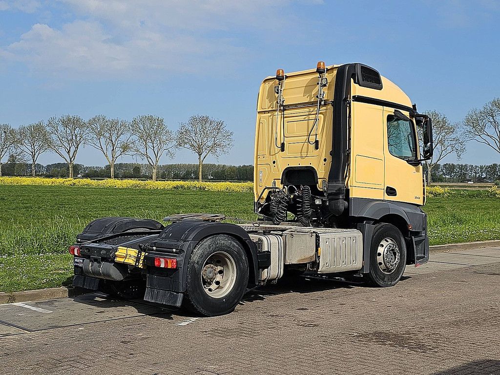 MERCEDES-BENZ ACTROS 1843