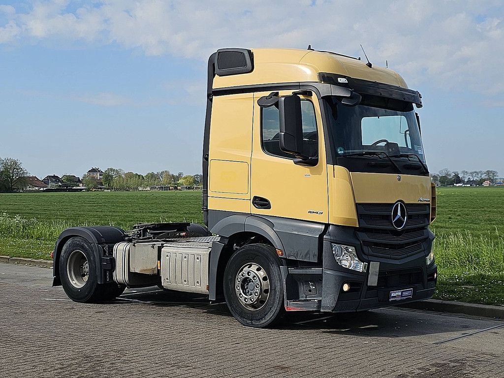 MERCEDES-BENZ ACTROS 1843