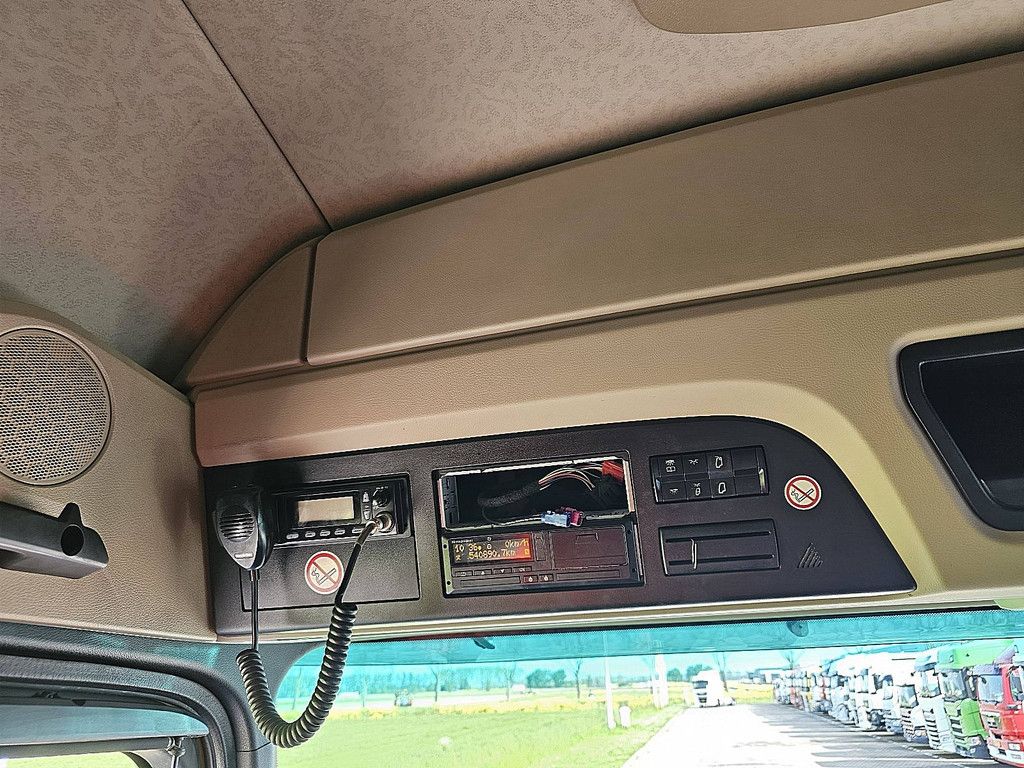 MERCEDES-BENZ ACTROS 1843