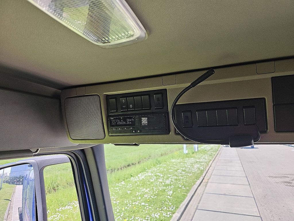 VOLVO FM 330 sleepercab nl-truck