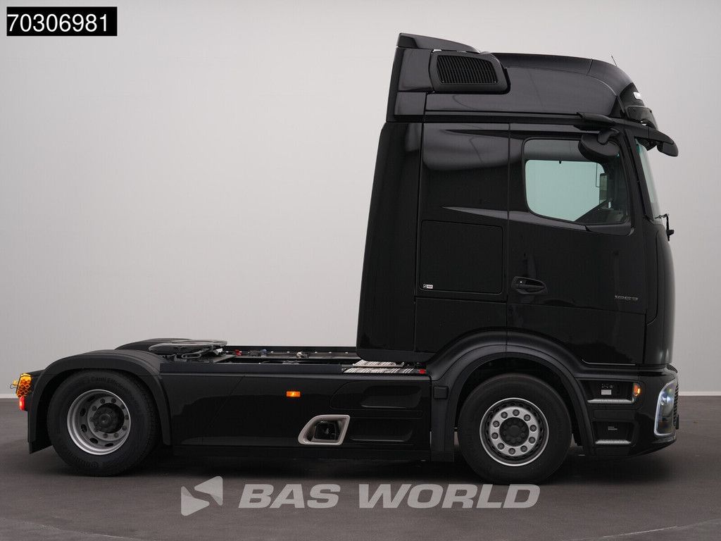 Mercedes Actros 1853 4X2 NEW! ProCabin-Big 2x tanks Retarder Standclima Navi ACC