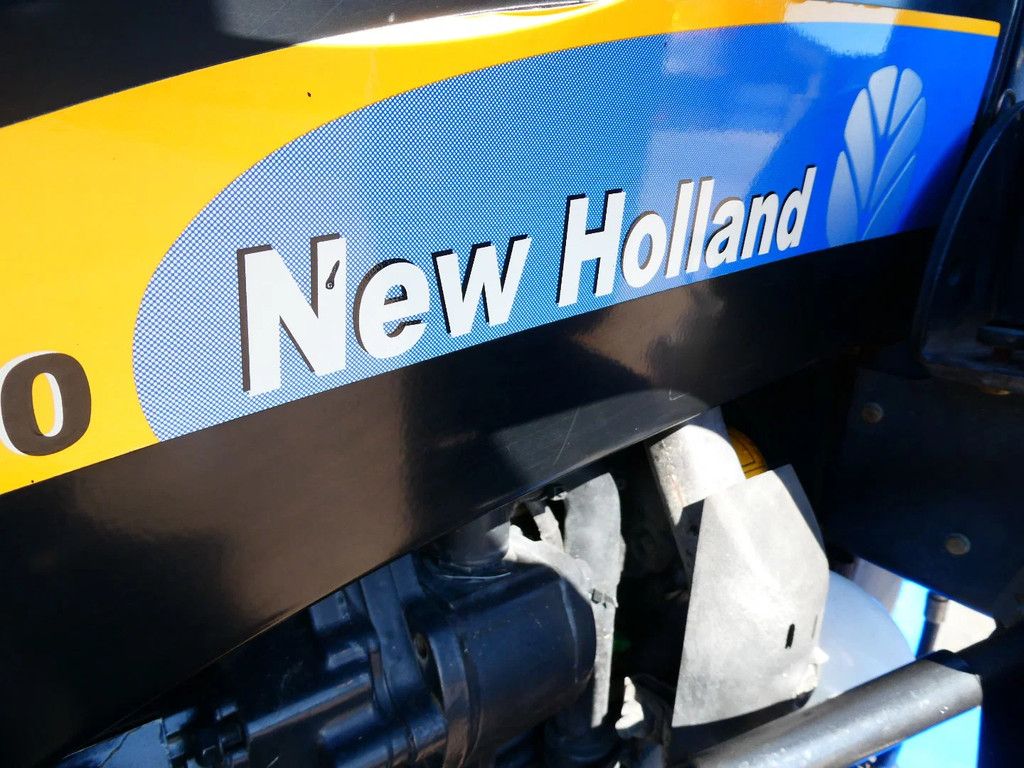New Holland T3010 4wd / 00801 Draaiuren / Voorlader