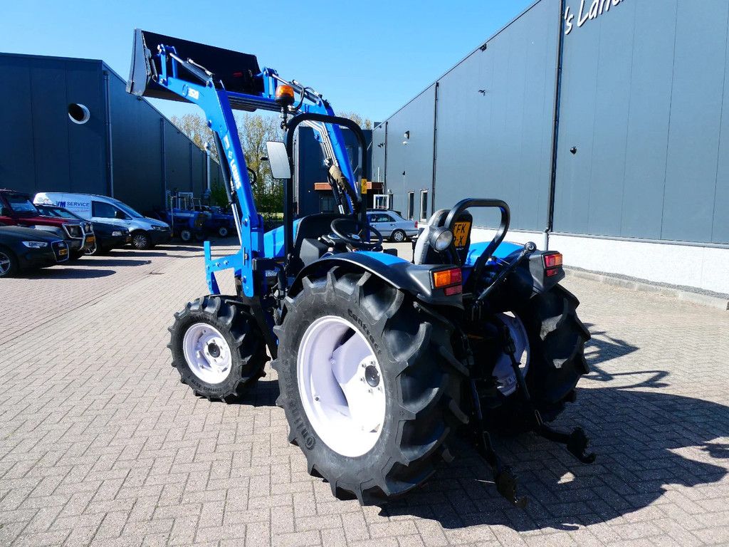 New Holland T3010 4wd / 00801 Draaiuren / Voorlader