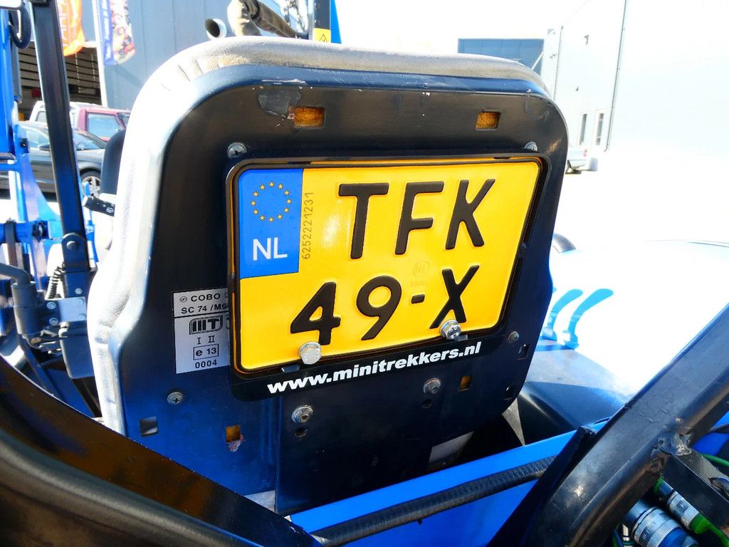 New Holland T3010 4wd / 00801 Draaiuren / Voorlader