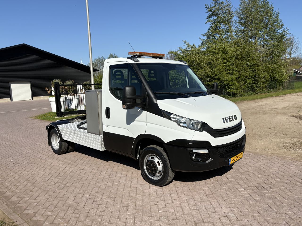 Be trekker 7.7 TON Iveco Daily 40C18 euro 6 (42.772 KM