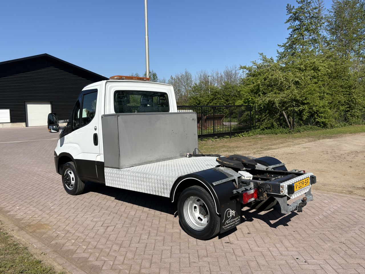 Be trekker 7.7 TON Iveco Daily 40C18 euro 6 (42.772 KM