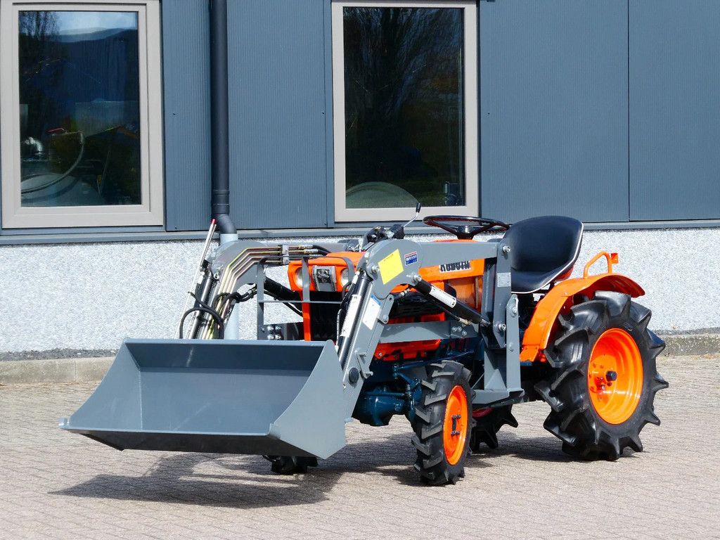 Kubota B7001 4wd / Voorlader