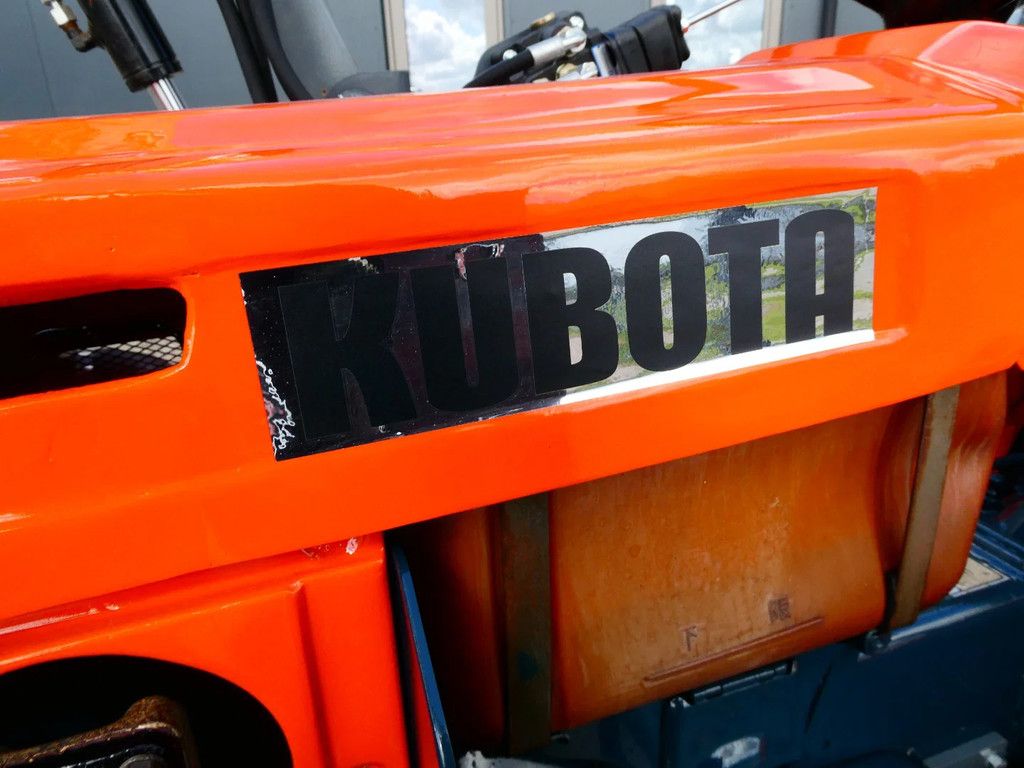 Kubota B7001 4wd / Voorlader