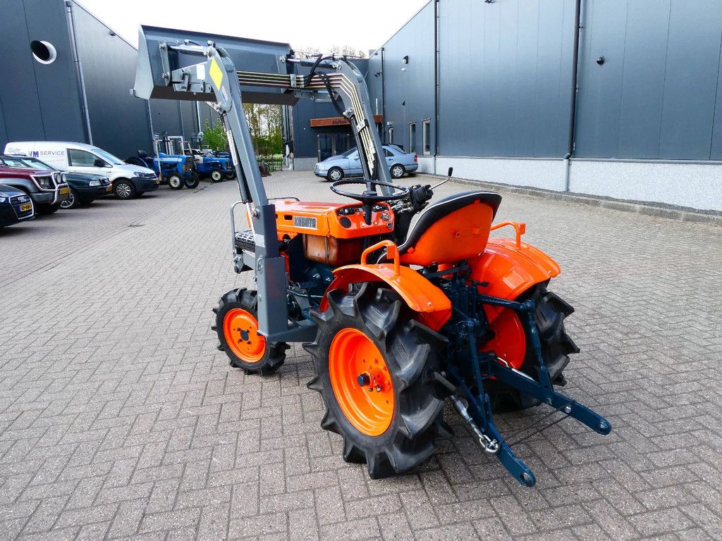 Kubota B7001 4wd / Voorlader