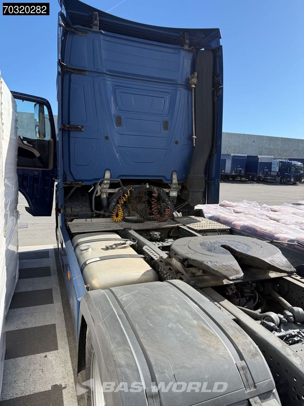 Mercedes Actros 1845 4X2 StreamSpace Euro 6