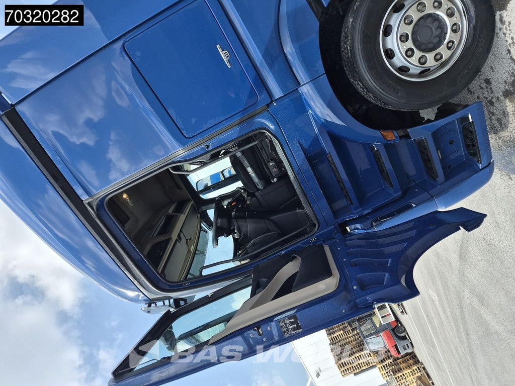 Mercedes Actros 1845 4X2 StreamSpace Euro 6