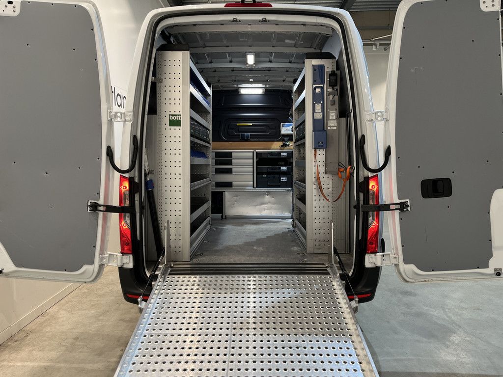 Mercedes-Benz Sprinter 311 CDI L2H2 RWD / Euro 6 / Servicebus / Bott inrichting / 220V / Airco / Oprijplaat / Compressor / CarPlay / Camera