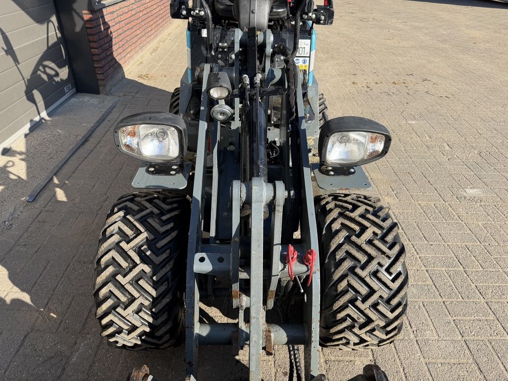 Giant G1500 X-TRA minishovel / kniklader 2024 430 uur