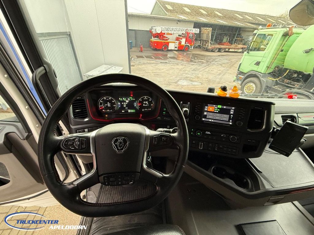 Scania R580 V8 NGS Retarder, 9000 kg Front axle, PTO, 6x2 Boogie TC11276