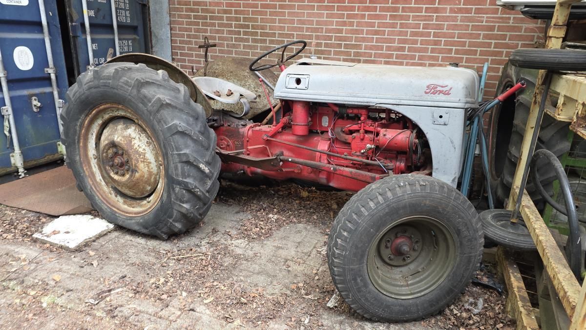 Ford 8N