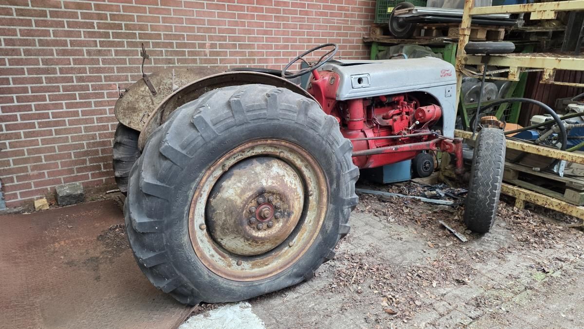 Ford 8N