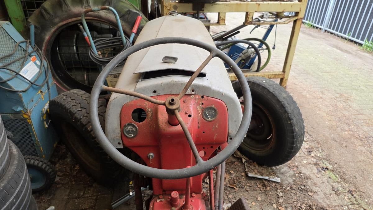Ford 8N